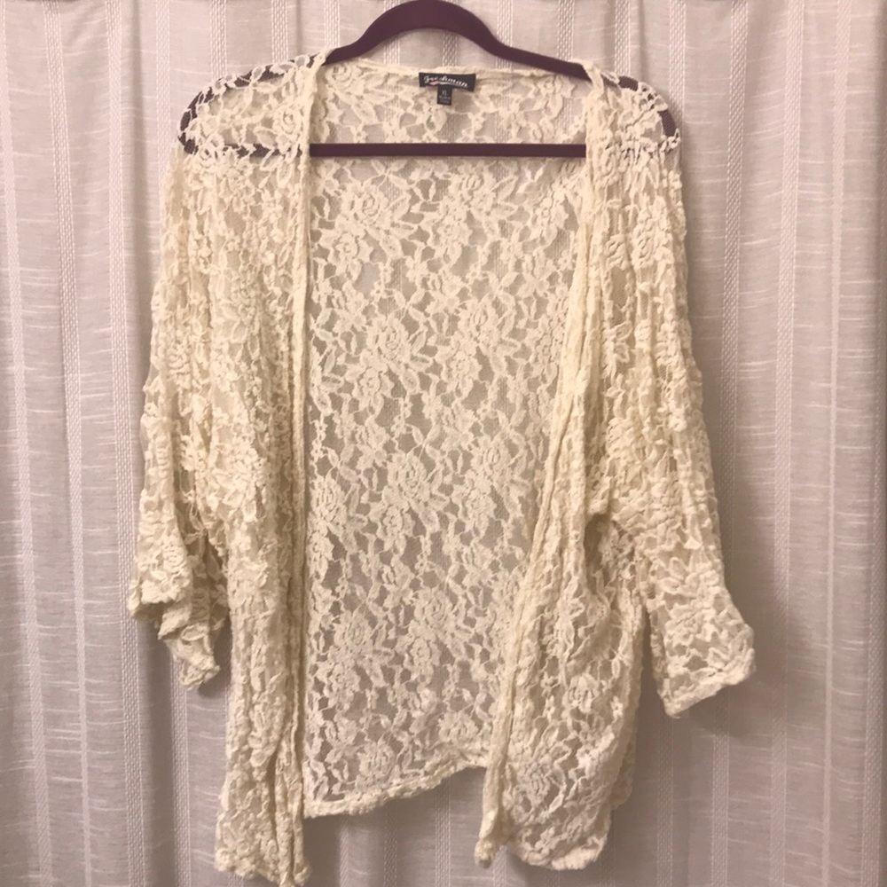 Lace kimono